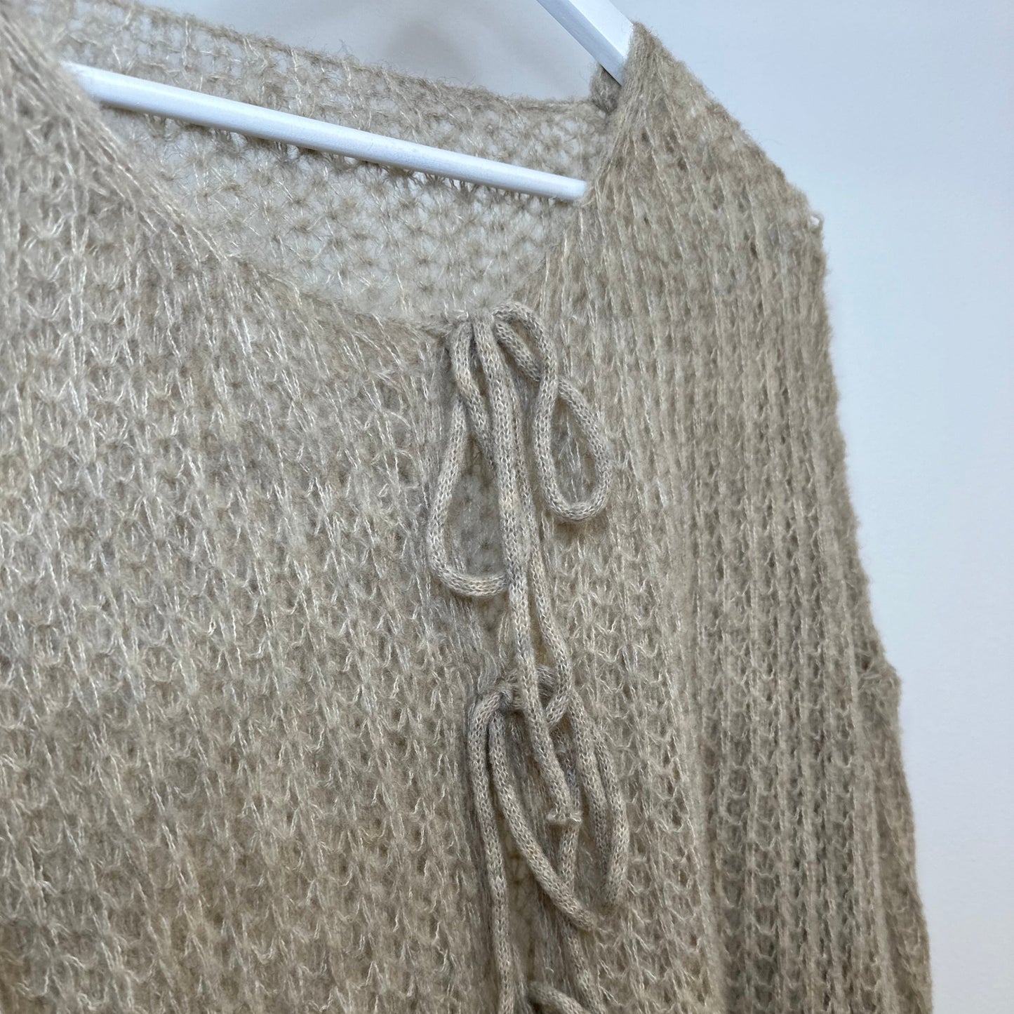 Luftiger Strick-Cardigan Damen – Offenes Design mit Bindedetail