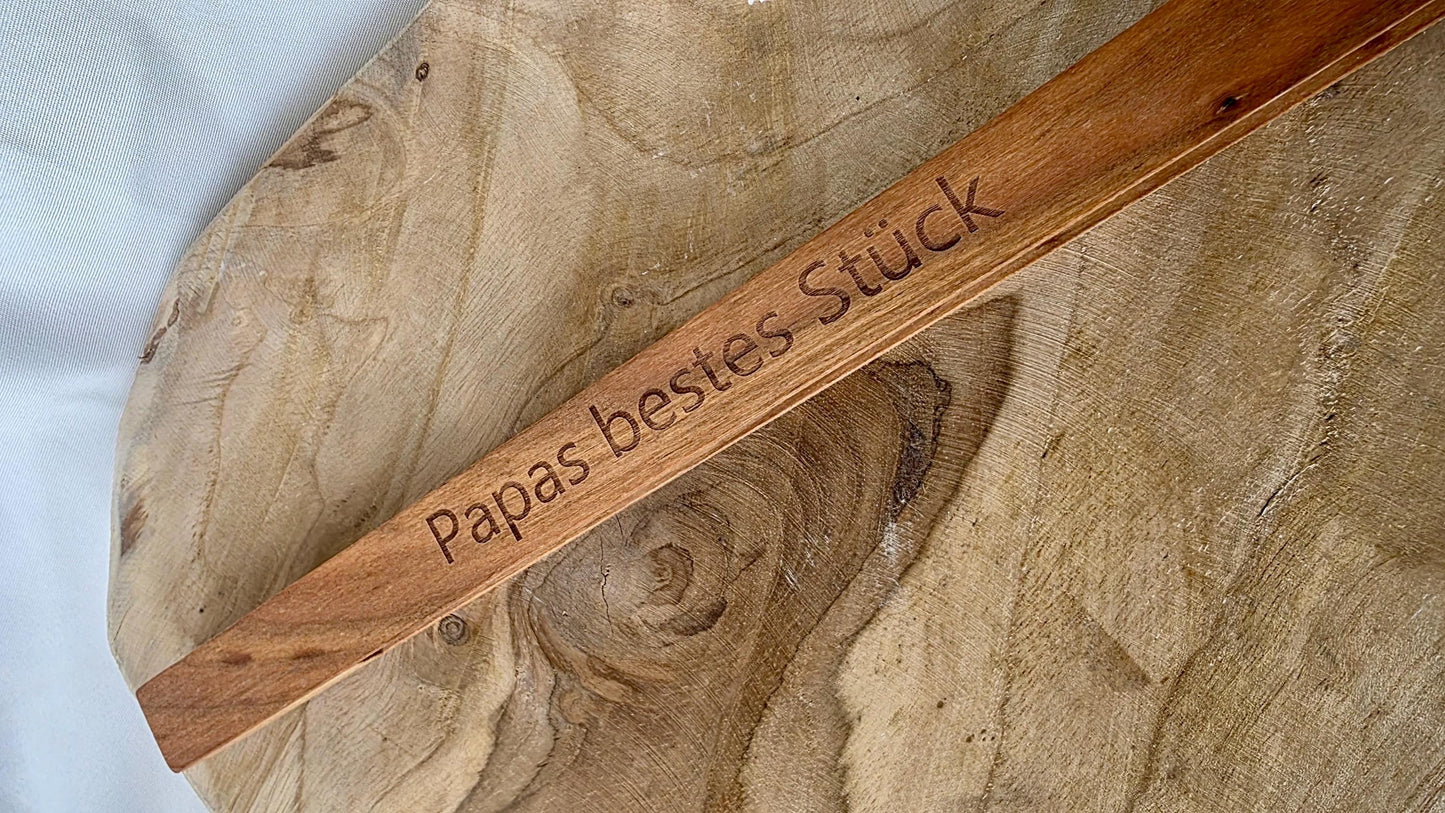 Sein bestes Stück - Grillzange aus Kirschholz – 30 cm FSC® zertifiziert | Witziges Grillgeschenk für Papa, Opa oder Männer