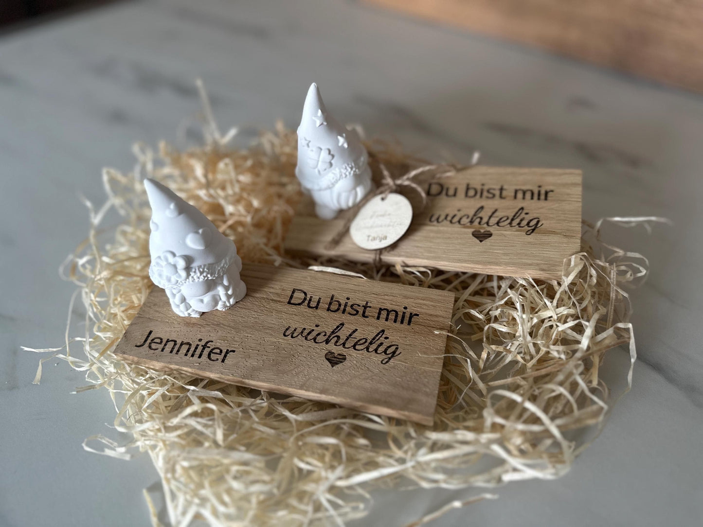 Wichtel aus Holz „Du bist mir wichtig“ | Graviertes Eichenholz mit Herz- oder Kleeblatt-Wichtel | Pesonalisiertes Geschenk