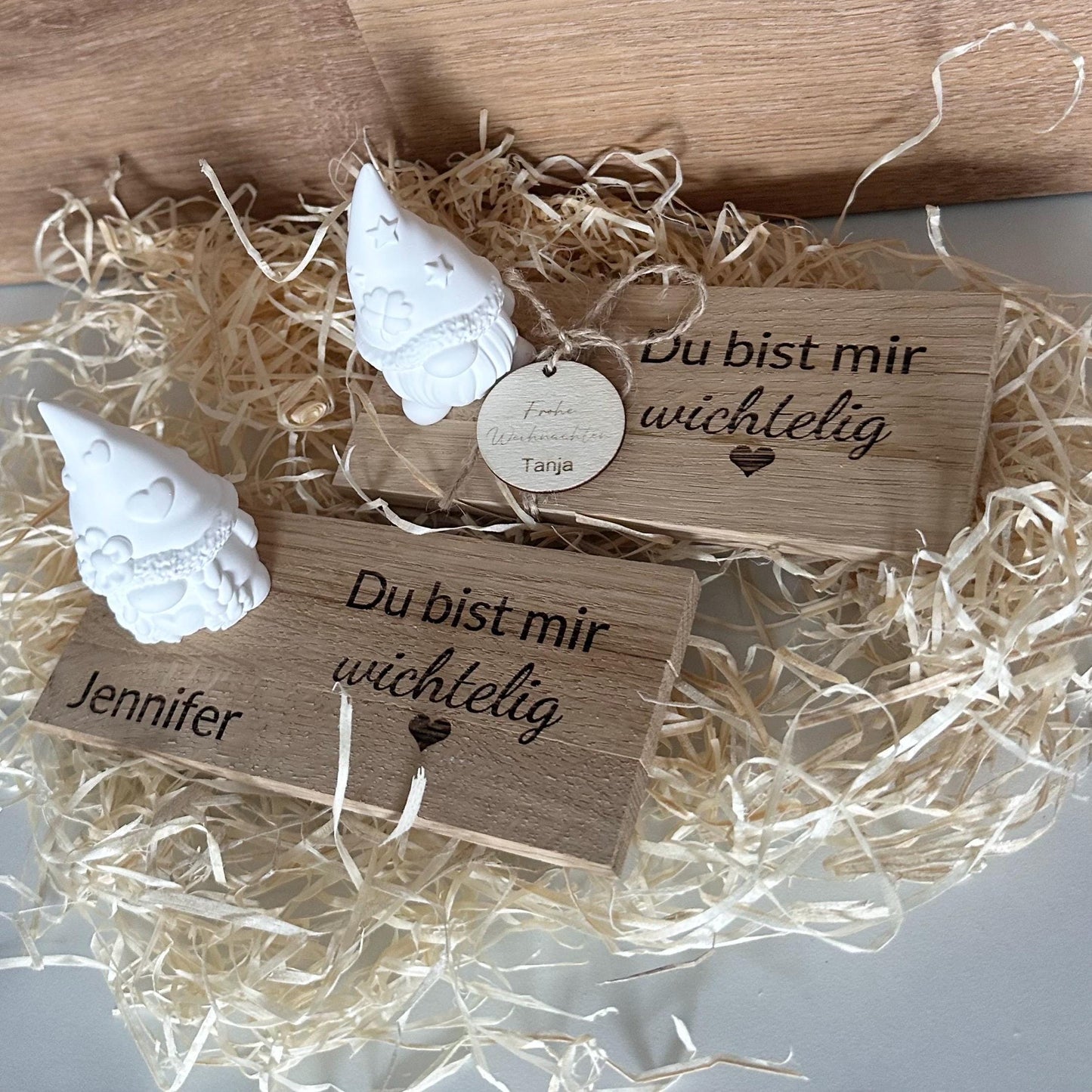Wichtel aus Holz „Du bist mir wichtig“ | Graviertes Eichenholz mit Herz- oder Kleeblatt-Wichtel | Pesonalisiertes Geschenk