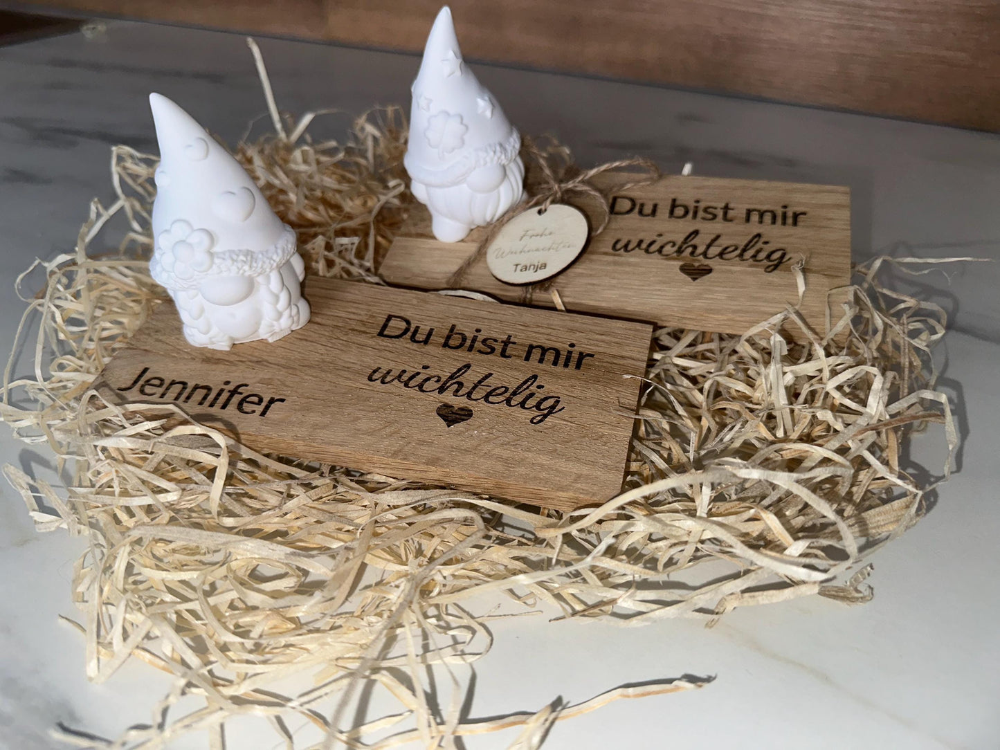 Wichtel aus Holz „Du bist mir wichtig“ | Graviertes Eichenholz mit Herz- oder Kleeblatt-Wichtel | Pesonalisiertes Geschenk