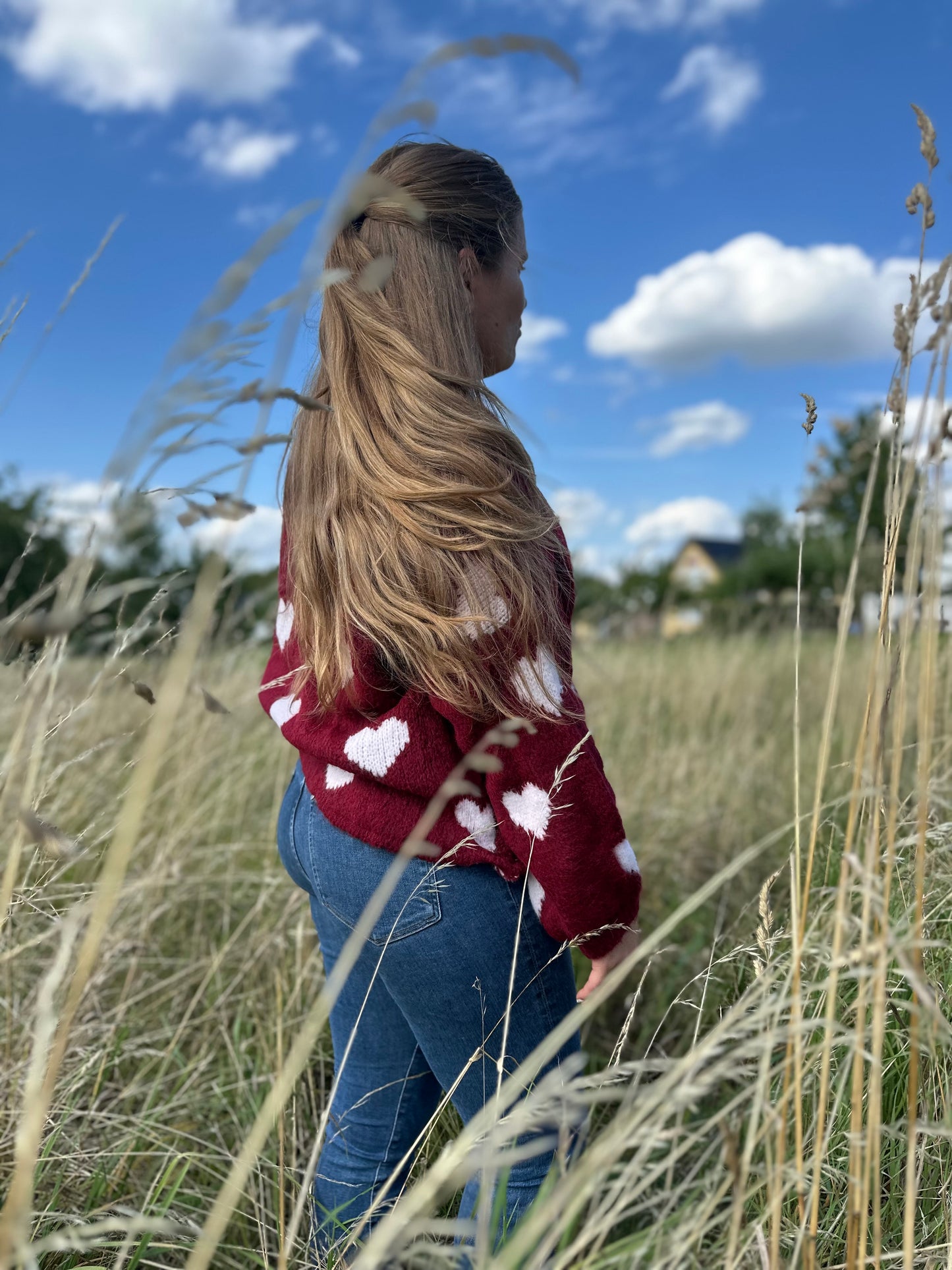 Bordeauxroter Herz Cardigan Damen – Oversized Strickjacke mit Herzmuster