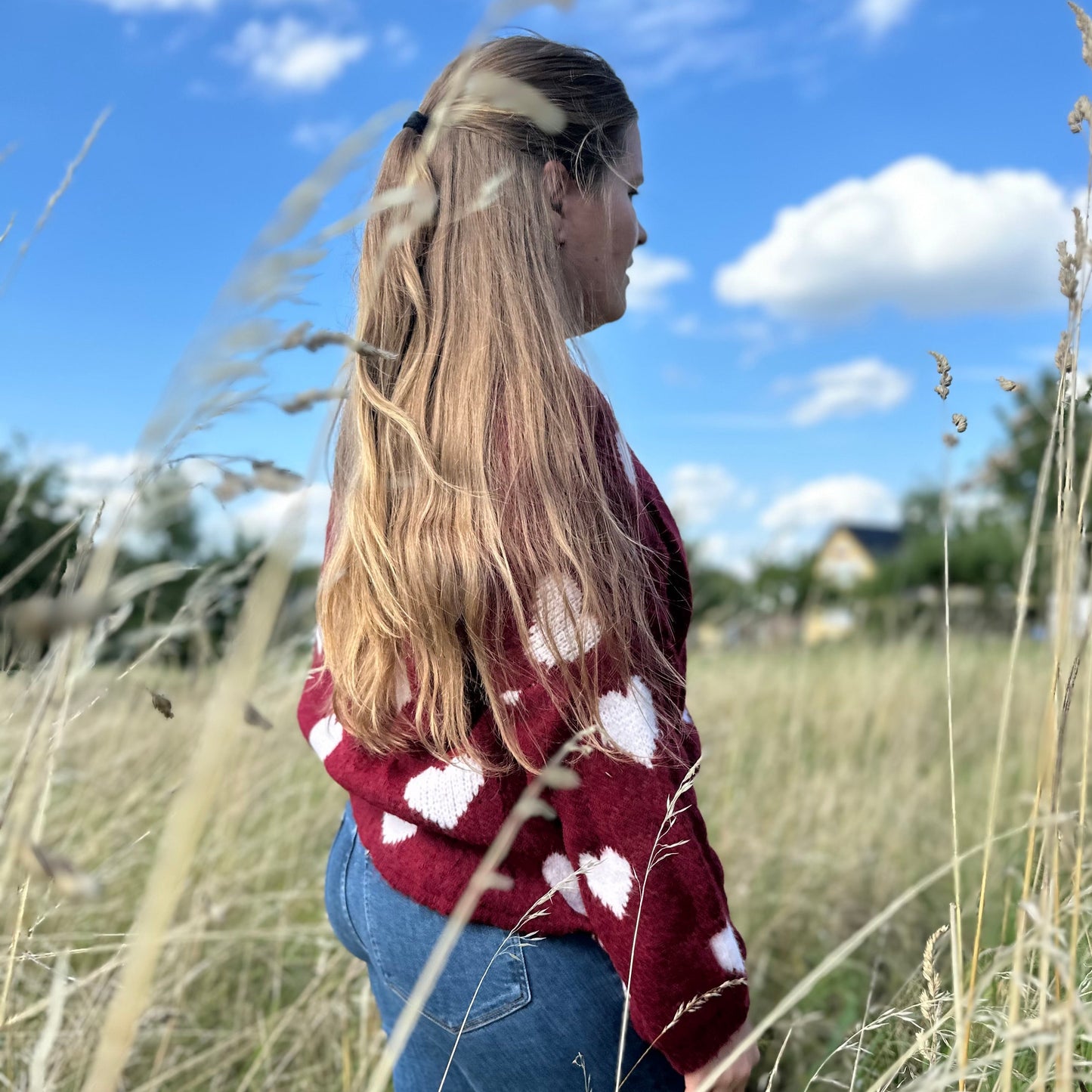 Bordeauxroter Herz Cardigan Damen – Oversized Strickjacke mit Herzmuster