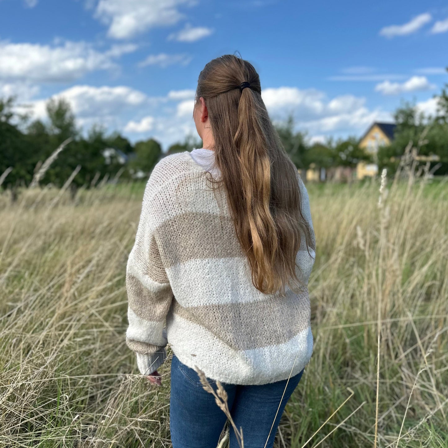 Gestreifter Cardigan Damen Beige Creme – Strickjacke Made in Italy