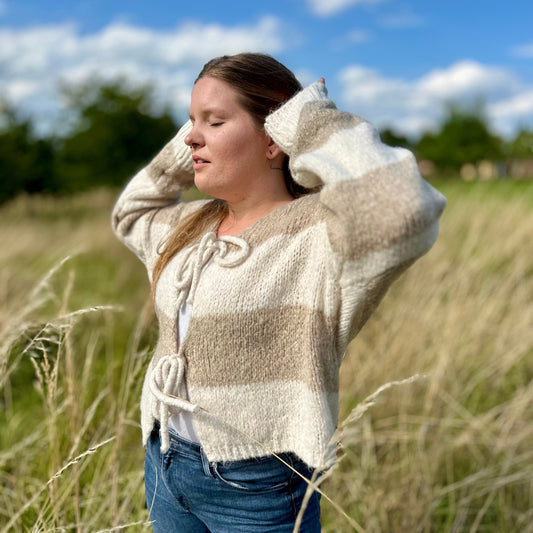 Gestreifter Cardigan Damen Beige Creme – Strickjacke Made in Italy