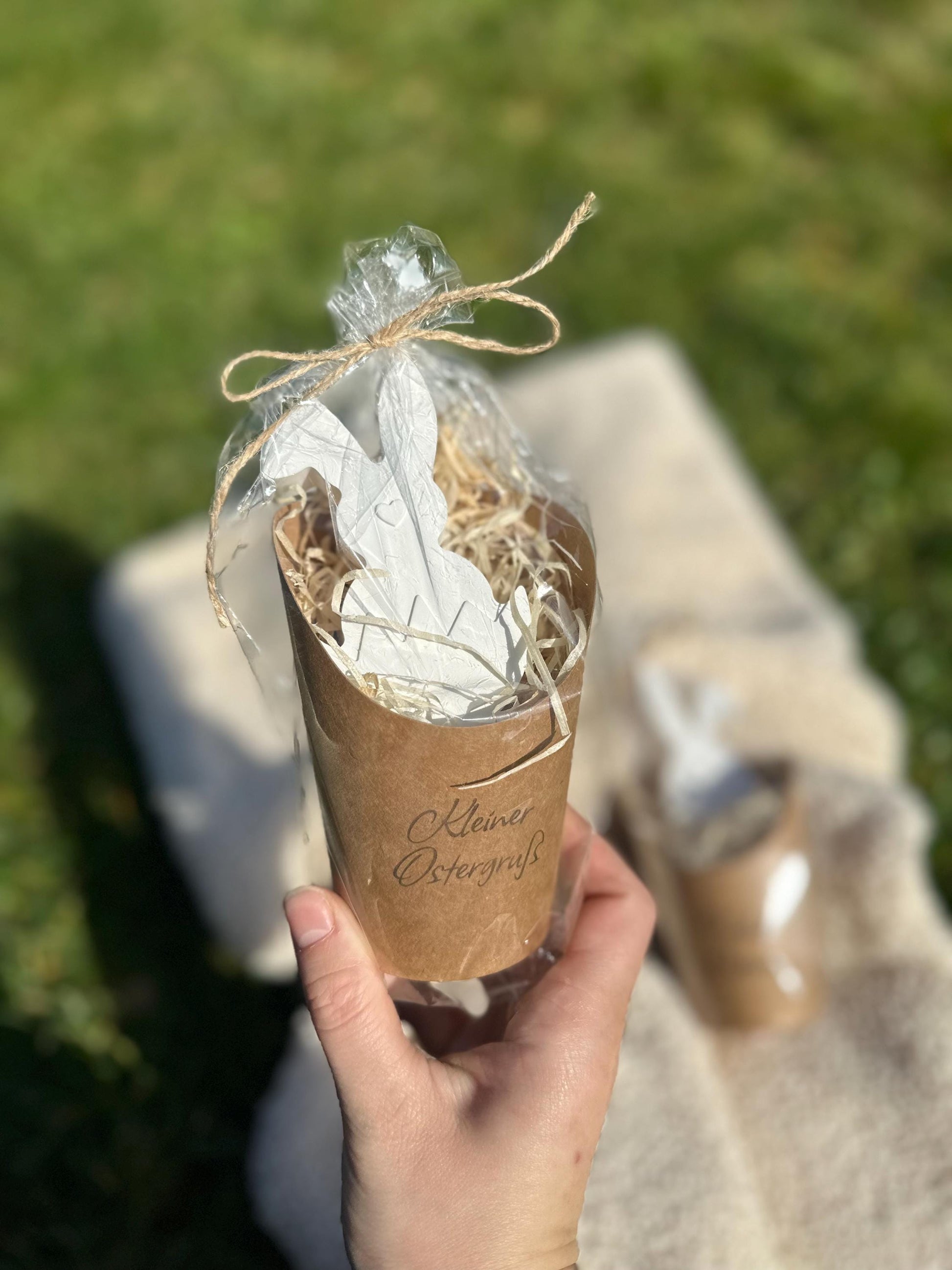 gravierter-becher-frohe-ostern-kleiner-ostergruss