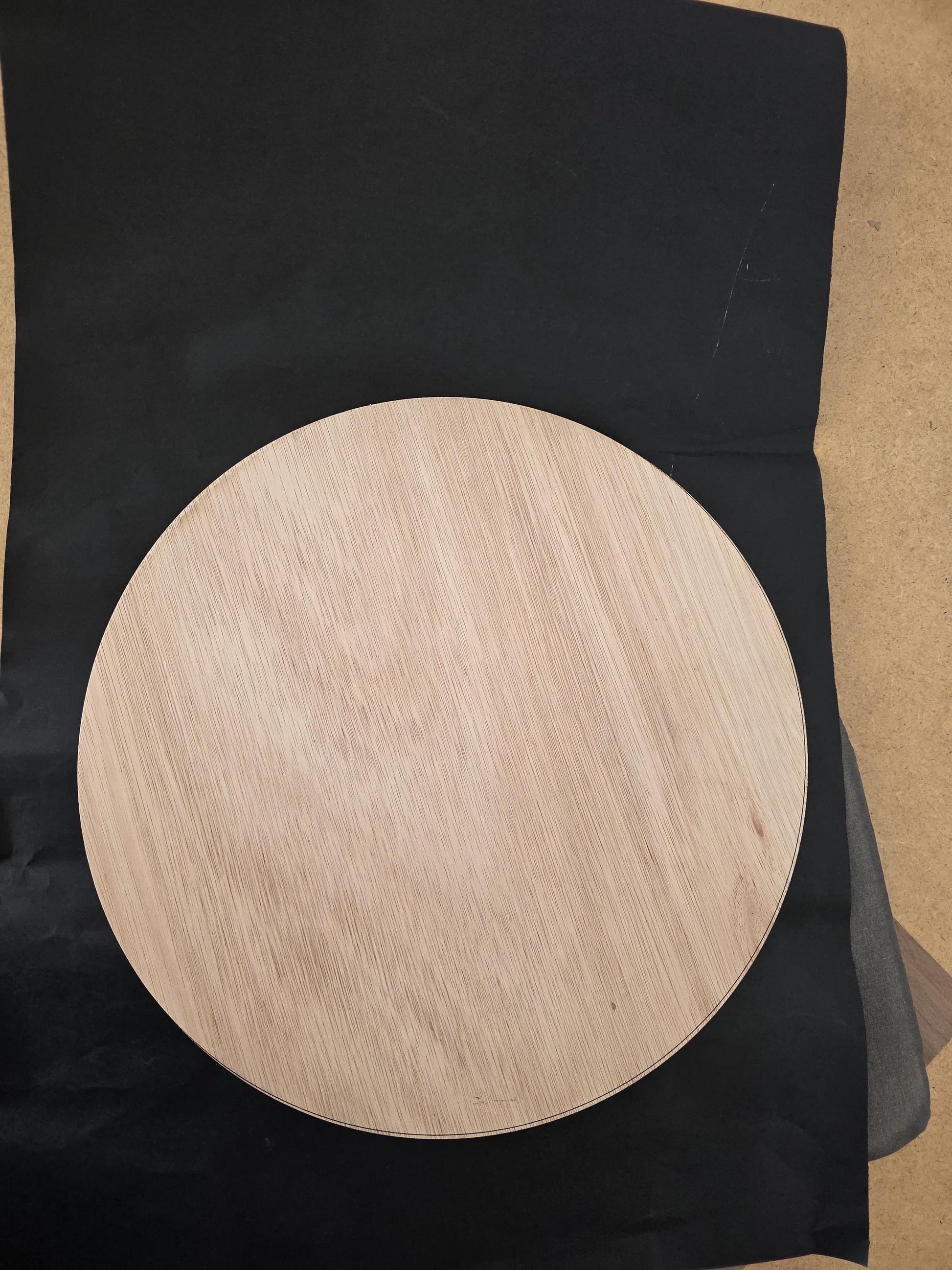 Personalisiertes Firmengeschenk individuell Branding Schild Holz Logo aus Holz graviertes Firmenlogo Firmenschild Firmenjubiläum