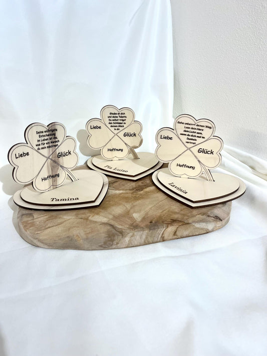Personalisierbares Muttertagsgeschenk Herz mit Engelsflügeln Holzdeko mit Spruch Geschenk für Mama handgefertigt Liebevoll Mama