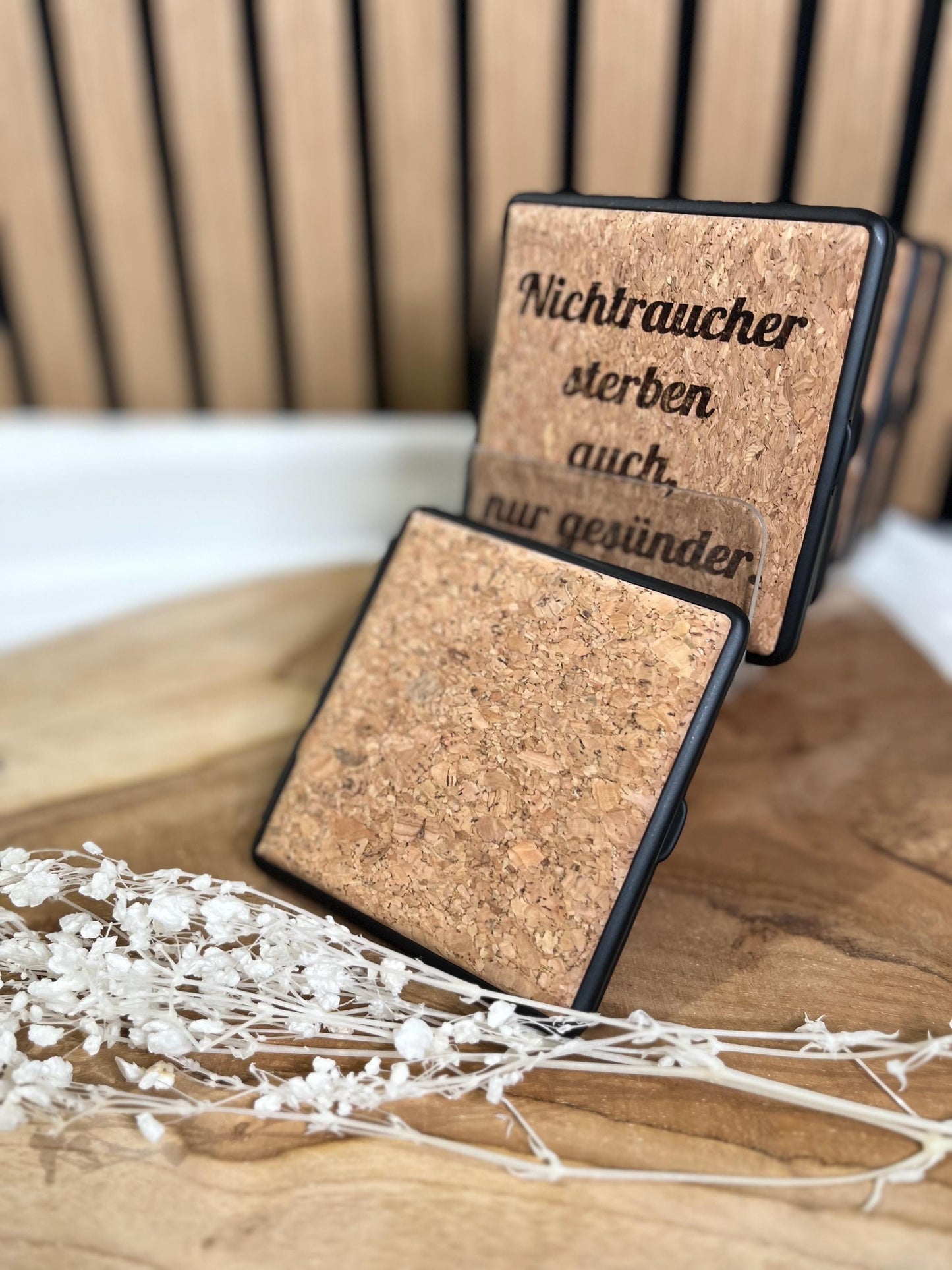 Personalisierbares Zigarettenetui zu Weihnachten – schwarz/Kork, innen silber – Geschenk für Raucher – Wunschtext/Spruch, Gravur beidseitig