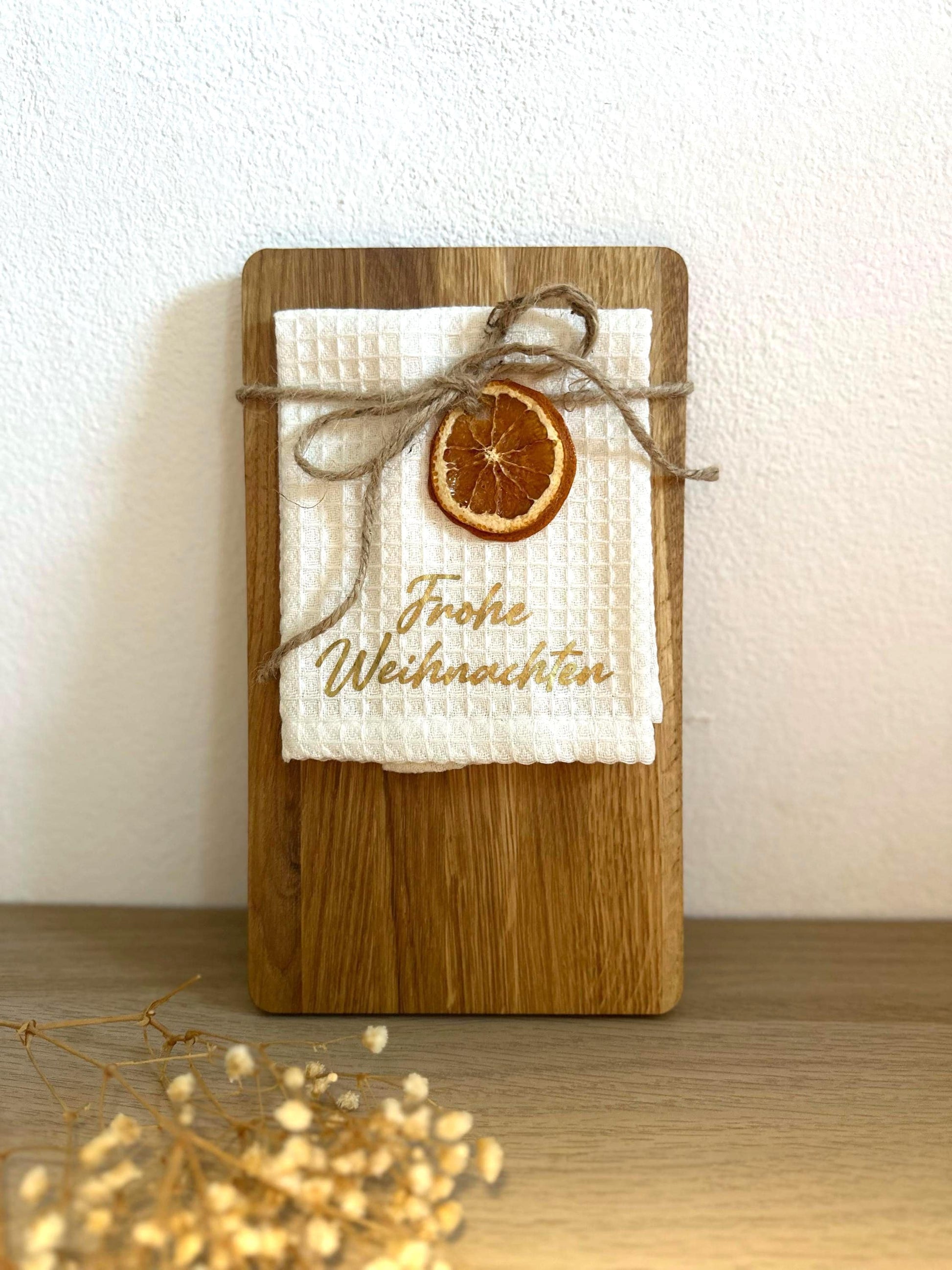 Personalisiertes Frühstücksbrettchen aus Eiche | Weihnachtsgeschenk Lehrer, Freunde, Familie | Mit Gravur & Geschenkverpackung