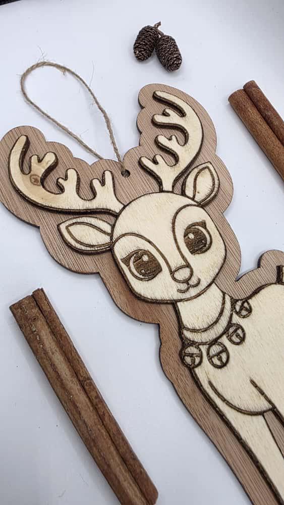 Holz Rentier Weihnachtsanhänger – natürliche & rustikale Weihnachtsdeko Holz | Skandi Weihnachten | Rentier Deko | Holzanhänger Weihnachten