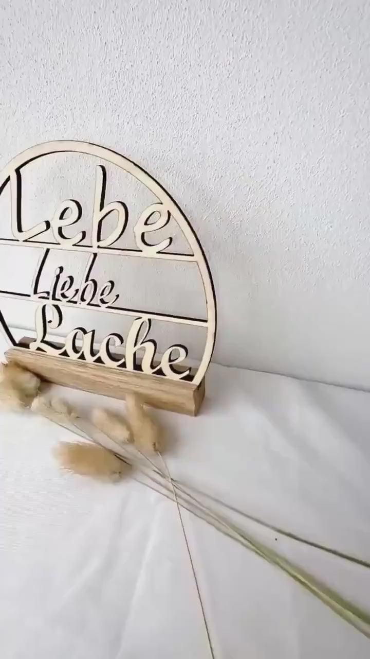 Deko Holzschild Rund Dekoidee Tischdeko Holz Geschenk Deko Schriftzug Holz Naturdeko Holzschild gelastert Deko mit Spruch Lebe Liebe Lache